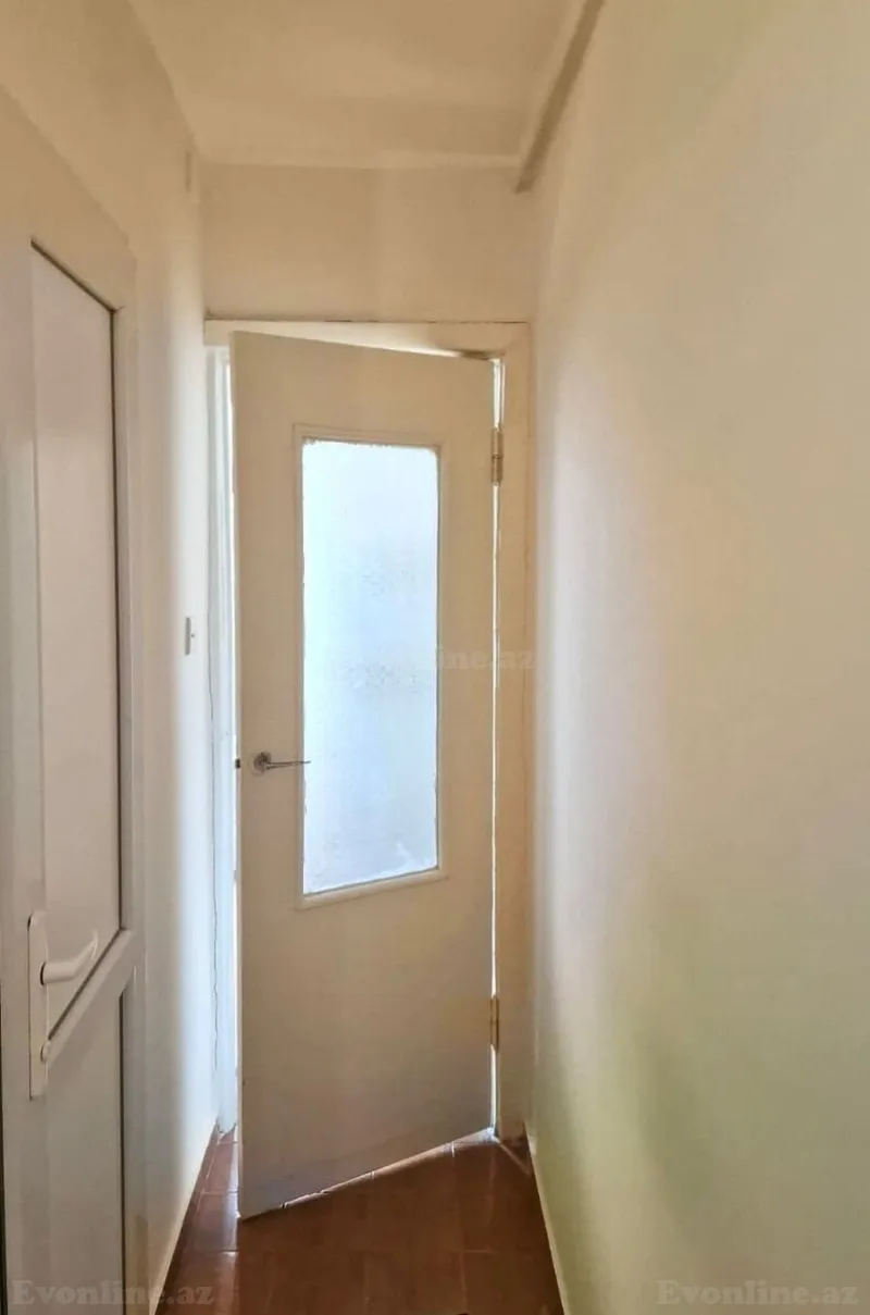 Satılır 1 otaqlı Mənzil Köhnə tikili 32 m² Gənclik m. - şəkil 5