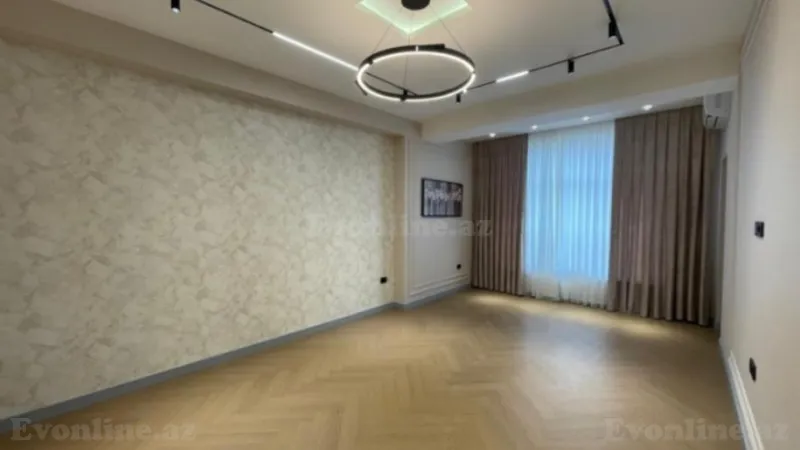 Satılır 3 otaqlı Mənzil Yeni tikili 82 m² 28 May m.