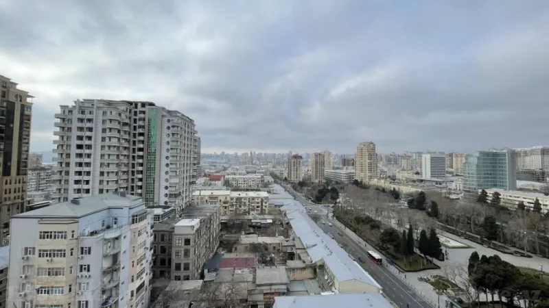 Satılır 3 otaqlı Mənzil Yeni tikili 210 m² 28 May m. - şəkil 3