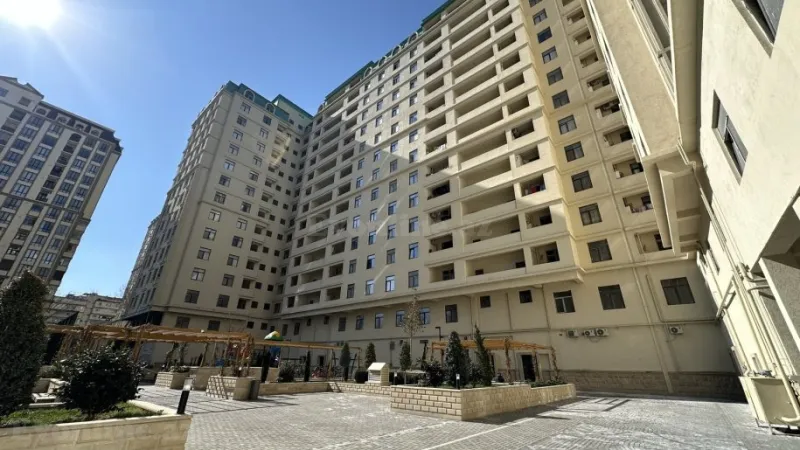 Satılır 3 otaqlı Mənzil Yeni tikili 115 m² 28 May m.