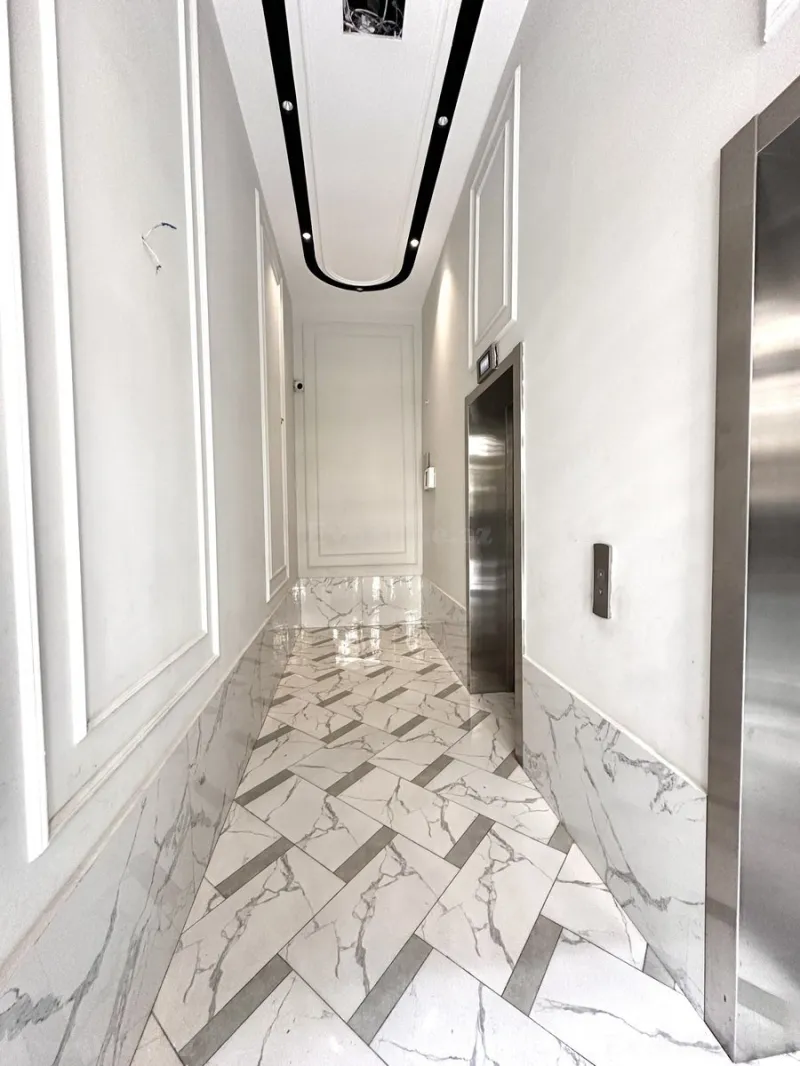 Satılır 3 otaqlı Mənzil Yeni tikili 115 m² 28 May m. - şəkil 3