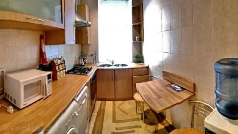 Satılır 2 otaqlı Mənzil Köhnə tikili 65 m² Sahil m. - şəkil 8