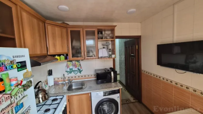 Satılır 3 otaqlı Mənzil Köhnə tikili 70 m² 8-ci mikrorayon - şəkil 16