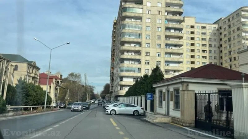 Satılır 2 otaqlı Mənzil Yeni tikili 65 m² 8-ci mikrorayon