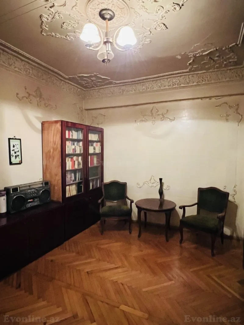 Kirayə verilir 2 otaqlı Mənzil Köhnə tikili 70 m² 28 May m. - şəkil 2