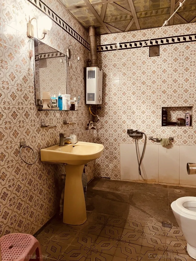 Kirayə verilir 2 otaqlı Mənzil Köhnə tikili 70 m² 28 May m. - şəkil 6