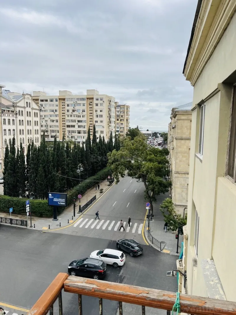 Kirayə verilir 2 otaqlı Mənzil Köhnə tikili 70 m² 28 May m. - şəkil 13