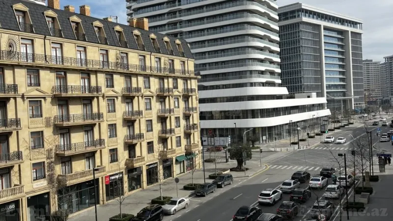 Satılır 3 otaqlı Mənzil Yeni tikili 140 m² Xətai r.
