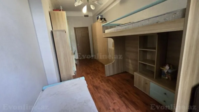 Satılır 4 otaqlı Mənzil Yeni tikili 185 m² 28 May m. - şəkil 5