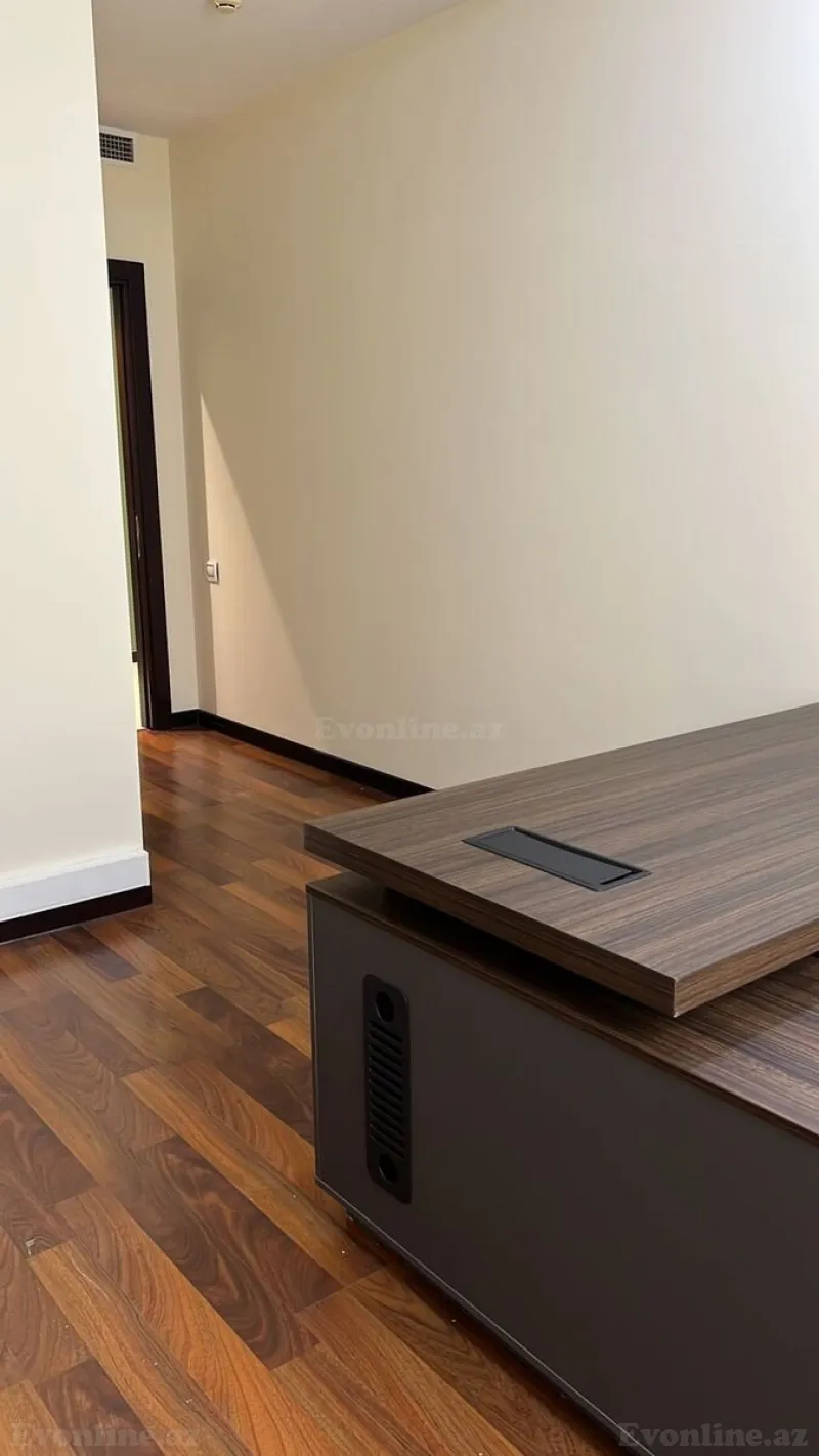 Kirayə verilir Ofis 20 m² 28 May m. - şəkil 15