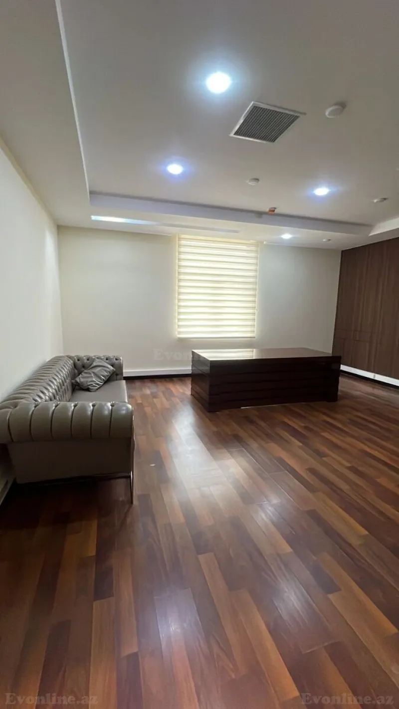 Kirayə verilir Ofis 20 m² 28 May m. - şəkil 20