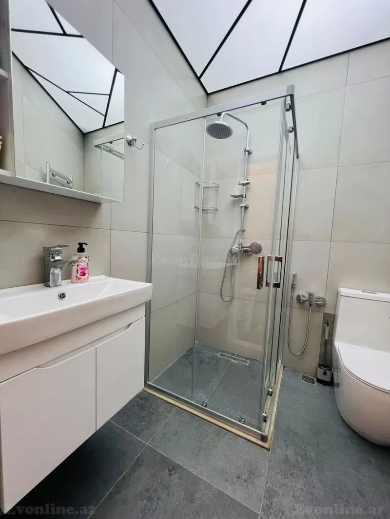 Satılır 3 otaqlı Mənzil Yeni tikili 80 m² İnşaatçılar m. - şəkil 10