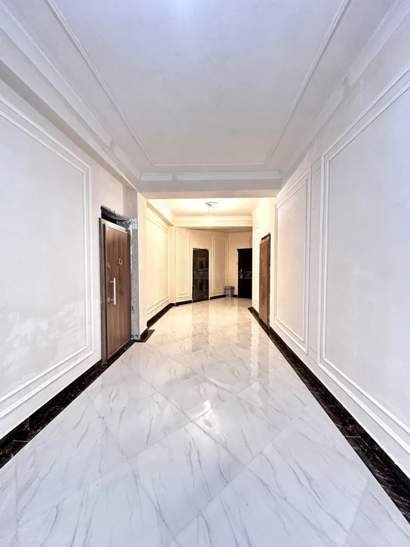 Satılır 3 otaqlı Mənzil Yeni tikili 120 m² Gənclik m. - şəkil 2