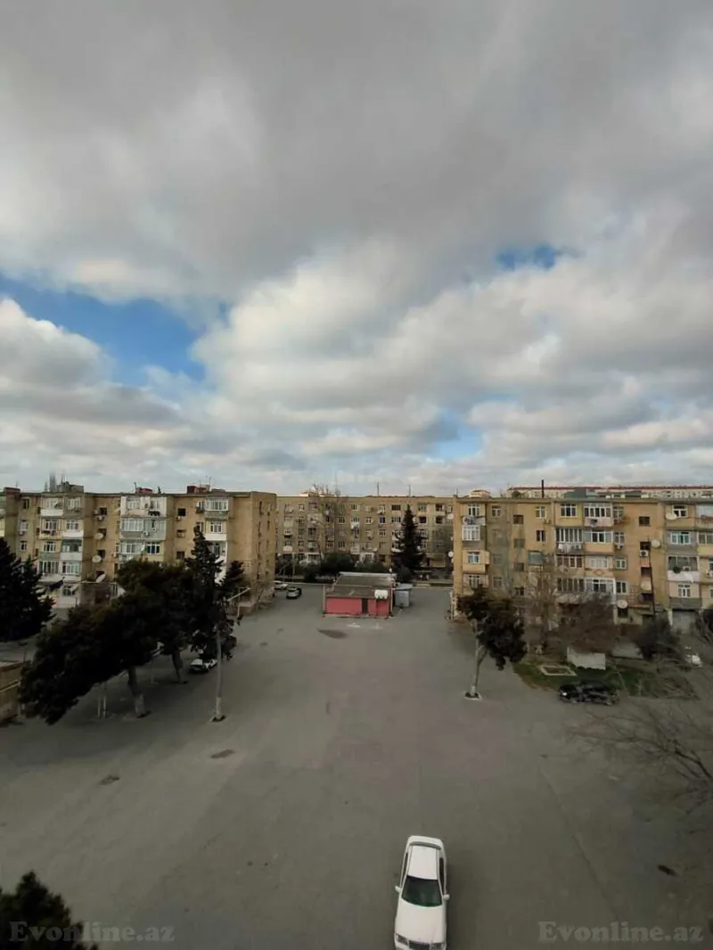 Bakı, Suraxanı r., Hövsanda 1 otaqlı mənzil satılır