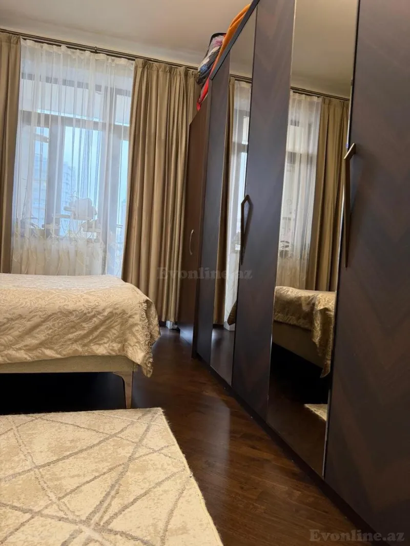 Satılır 2 otaqlı Mənzil Yeni tikili 70 m² 28 May m. - şəkil 5