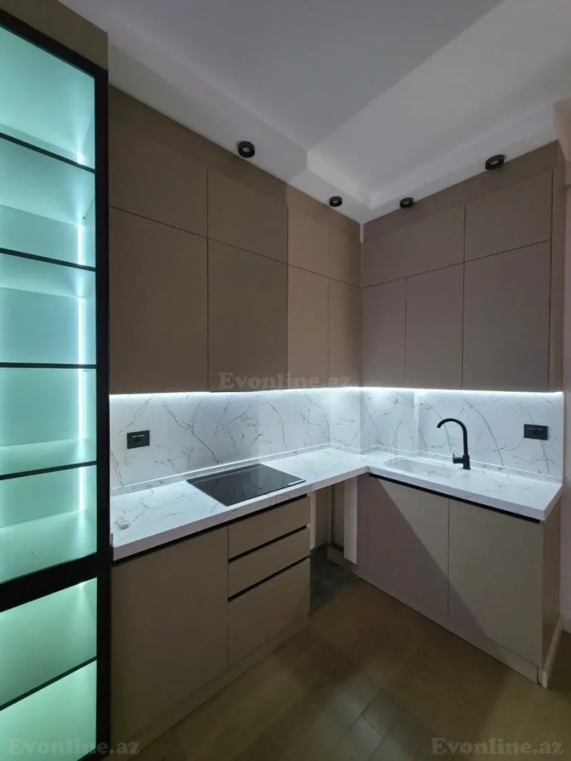 Satılır 2 otaqlı Mənzil Yeni tikili 68 m² Elmlər Akademiyası m. - şəkil 7