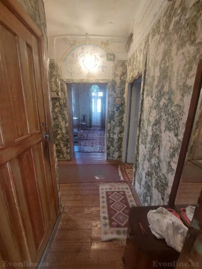 Satılır 2 otaqlı Mənzil Köhnə tikili 52 m² Nəsimi r. - şəkil 2