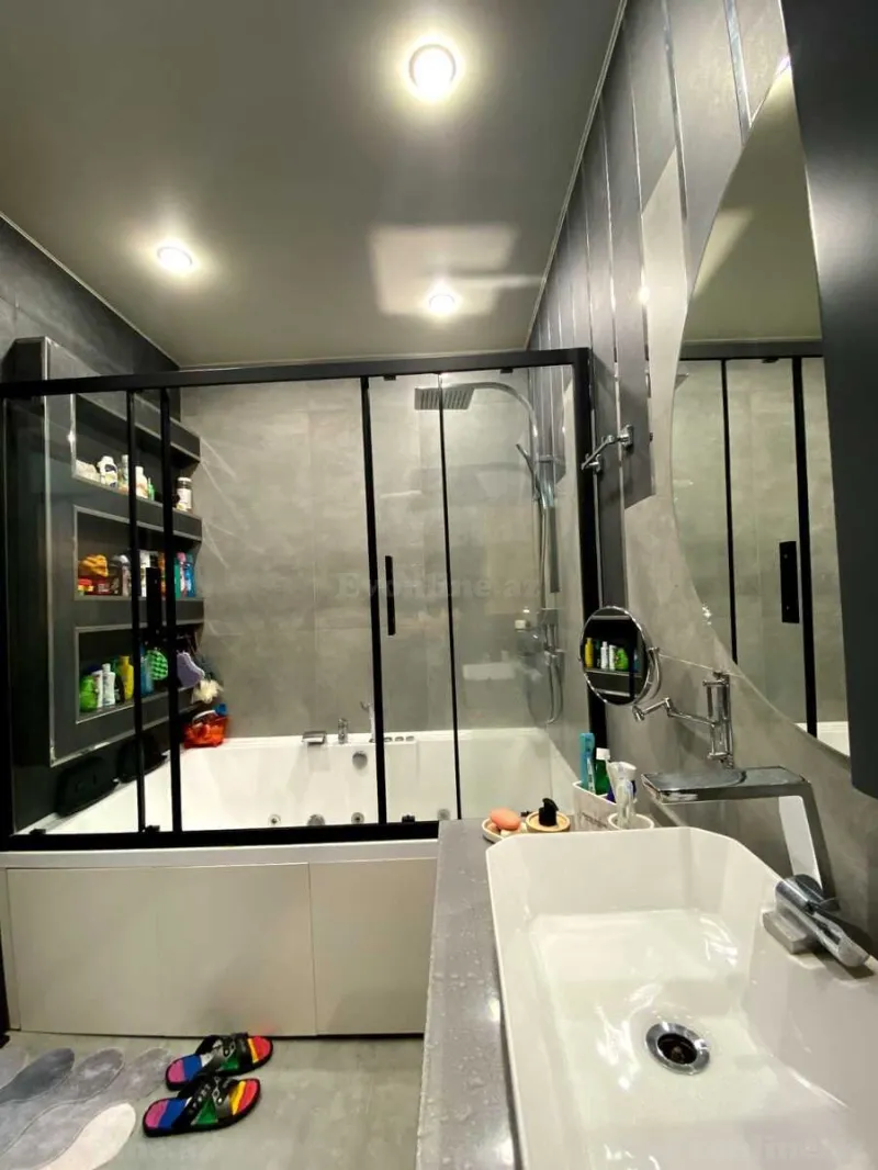 Satılır 3 otaqlı Mənzil Yeni tikili 110 m² 8 Noyabr m. - şəkil 22