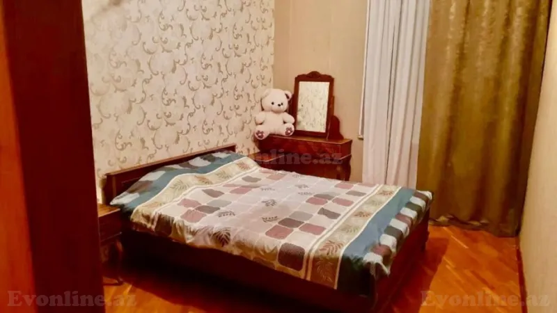 Kirayə verilir 2 otaqlı Mənzil Köhnə tikili 70 m² Elmlər Akademiyası m. - şəkil 2