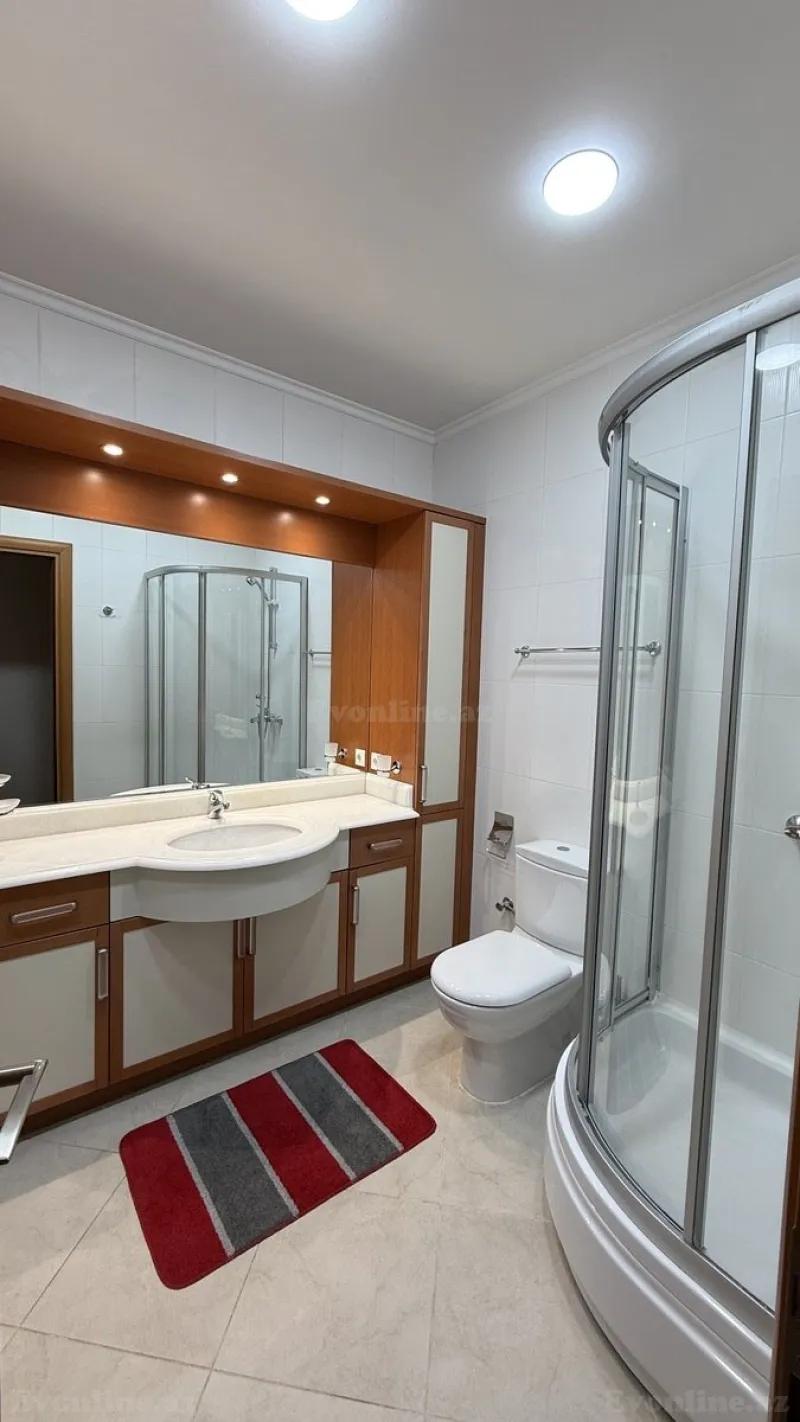 Kirayə verilir 4 otaqlı Mənzil Yeni tikili 165 m² 28 May m. - şəkil 7