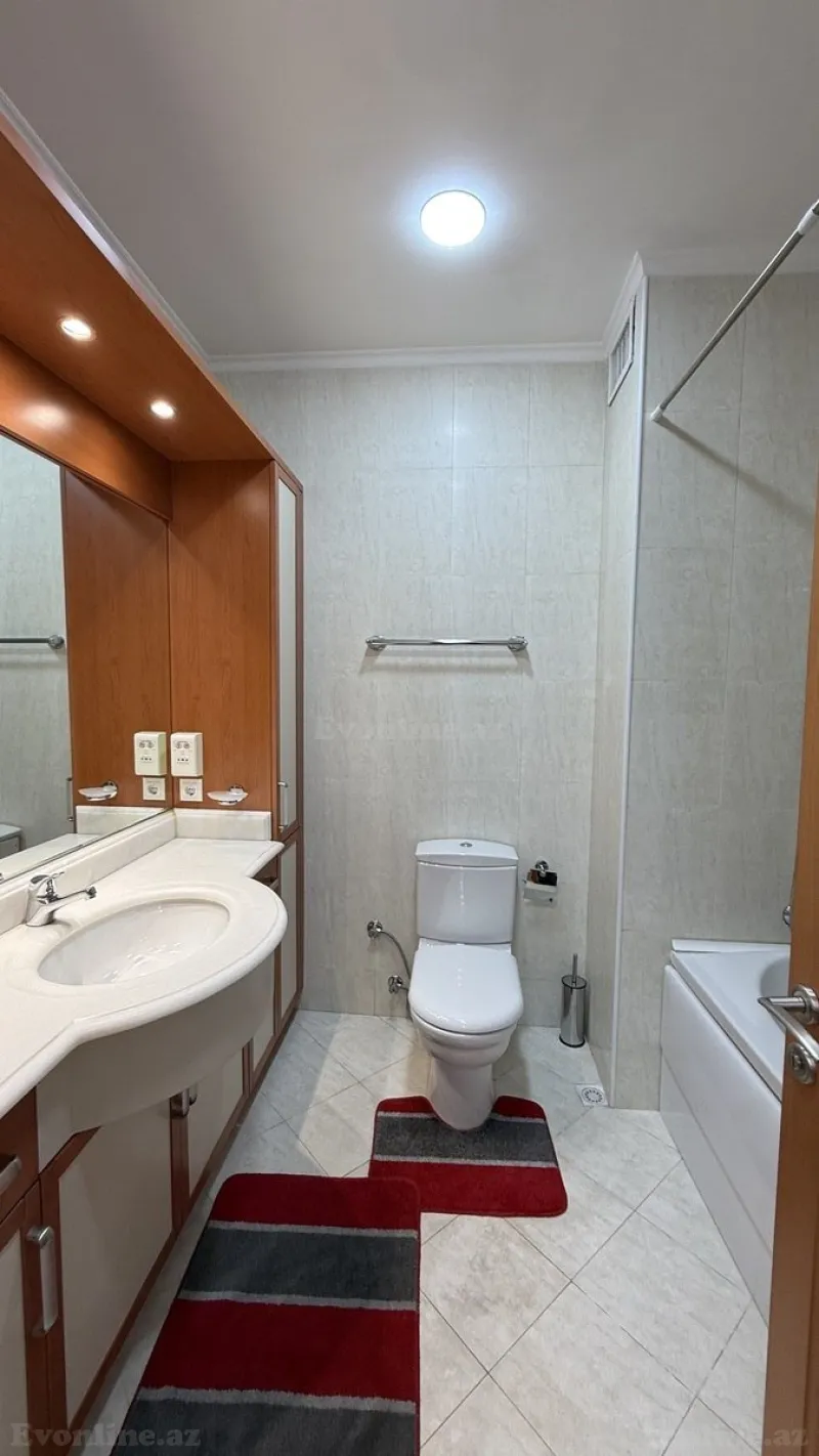 Kirayə verilir 4 otaqlı Mənzil Yeni tikili 165 m² 28 May m. - şəkil 15