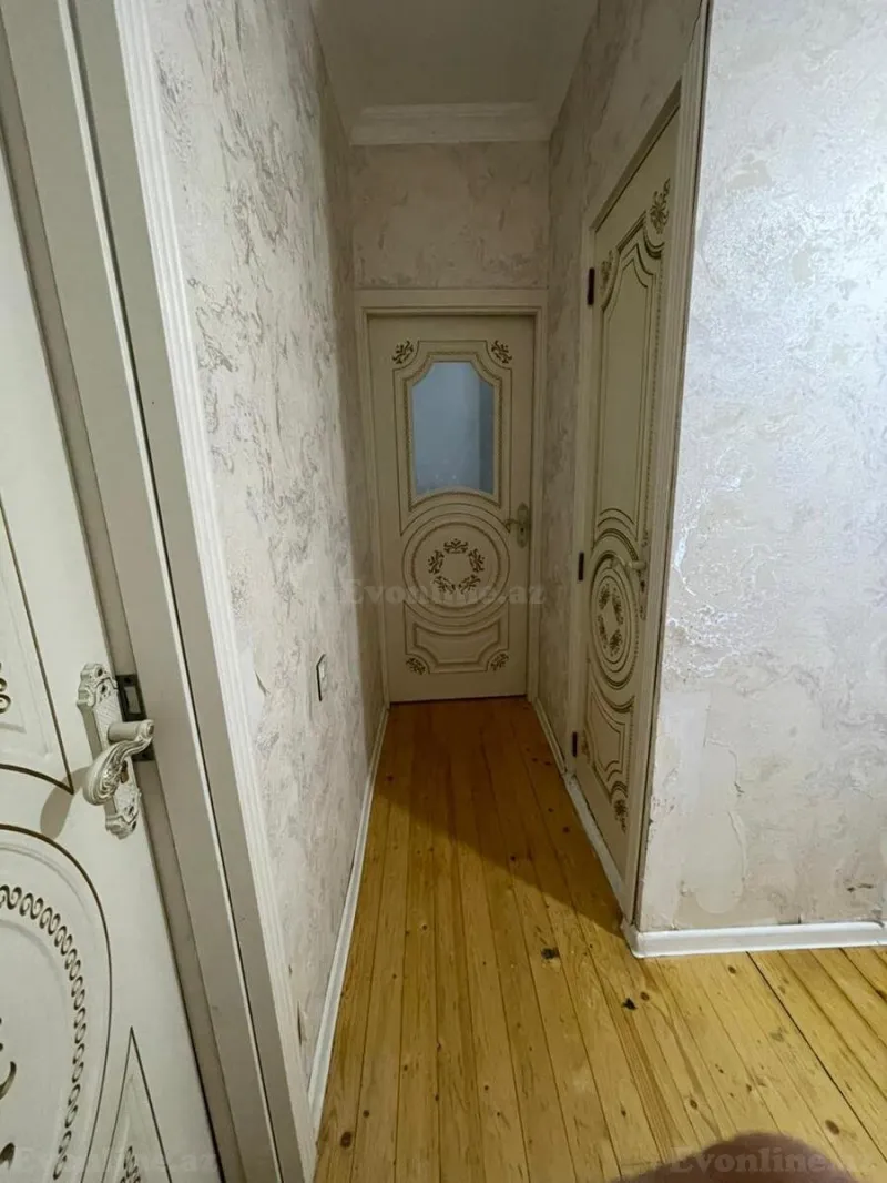 Satılır 2 otaqlı Mənzil Köhnə tikili 42 m² Qaraçuxur - şəkil 3