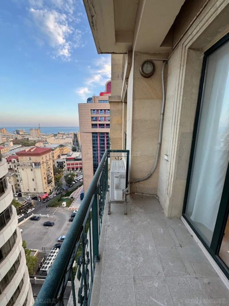 Satılır 3 otaqlı Mənzil Yeni tikili 137 m² Sahil m. - şəkil 19