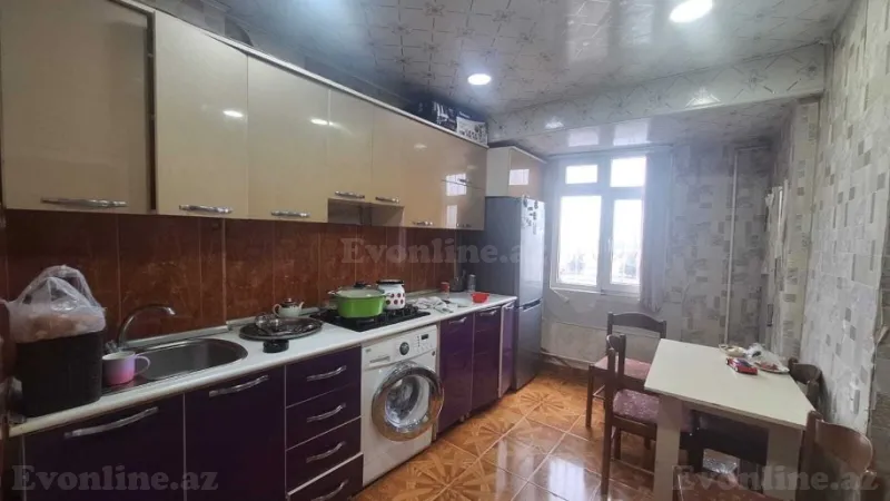 Satılır 4 otaqlı Mənzil Köhnə tikili 110 m² Yasamal - şəkil 6