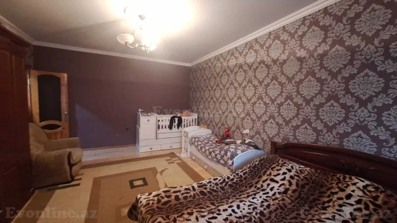 Satılır 4 otaqlı Mənzil Köhnə tikili 110 m² Yasamal - şəkil 8