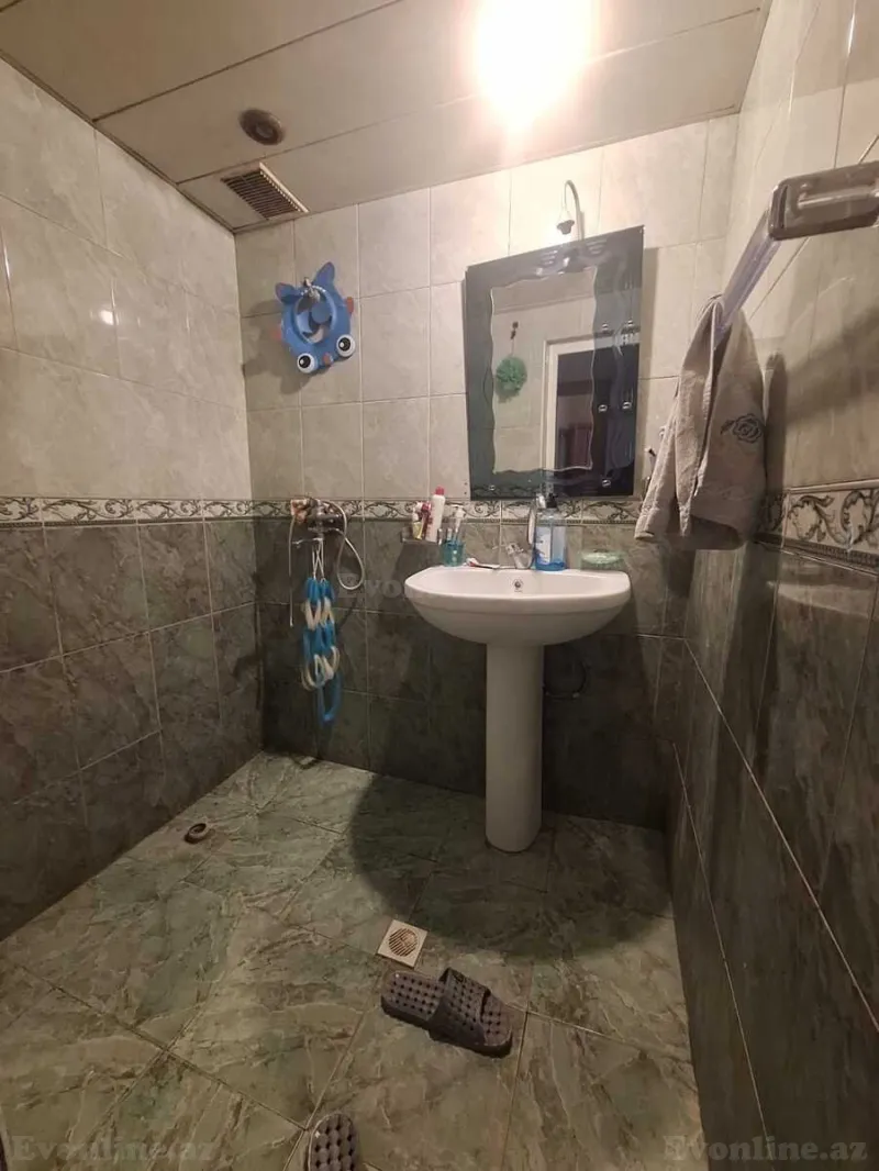 Satılır 4 otaqlı Mənzil Köhnə tikili 110 m² Yasamal - şəkil 9