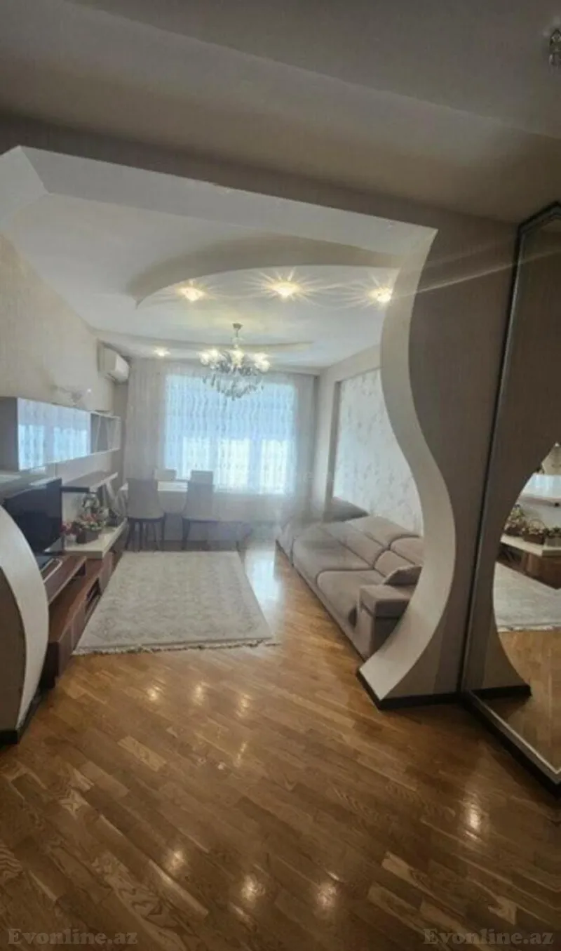 Satılır 3 otaqlı Mənzil Yeni tikili 81 m² 20 Yanvar m.