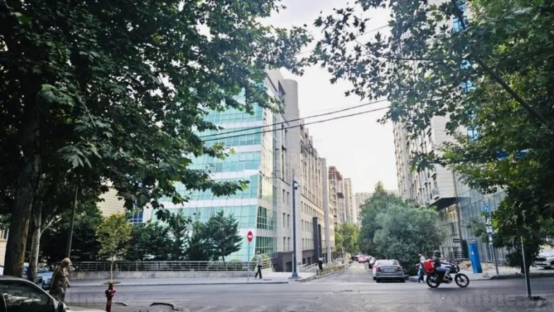 Kirayə verilir 2 otaqlı Mənzil Köhnə tikili 56 m² 28 May m.