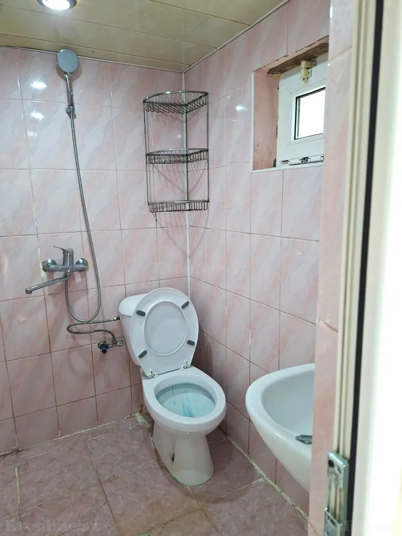 Kirayə verilir 2 otaqlı Mənzil Köhnə tikili 56 m² 28 May m. - şəkil 6