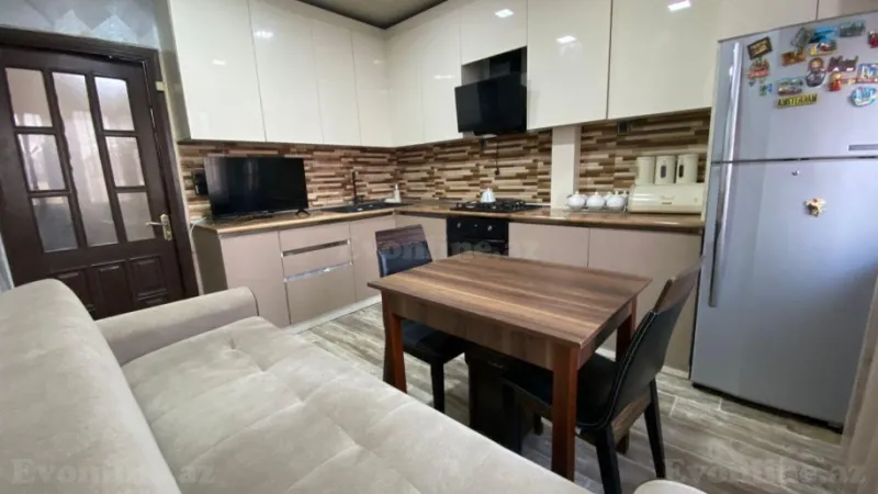 Kirayə verilir 2 otaqlı Mənzil Köhnə tikili 60 m² Memar Əcəmi m. - şəkil 9