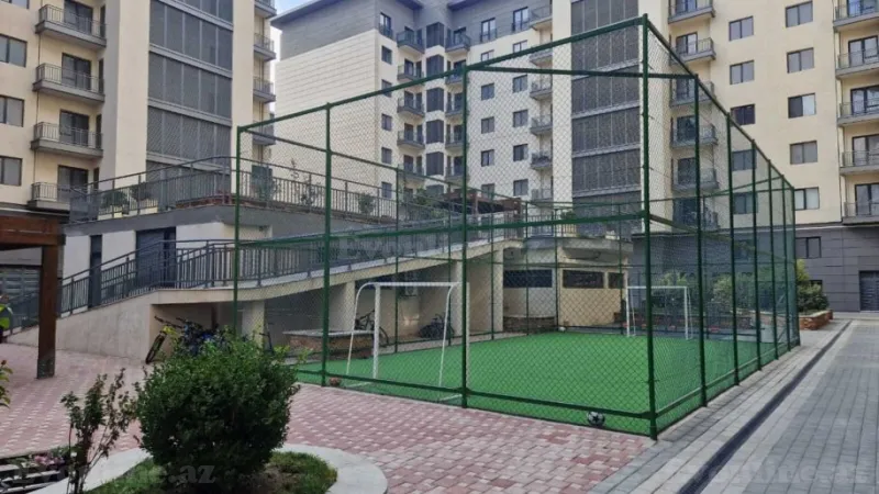 Satılır 4 otaqlı Mənzil Yeni tikili 130 m² Xətai r.