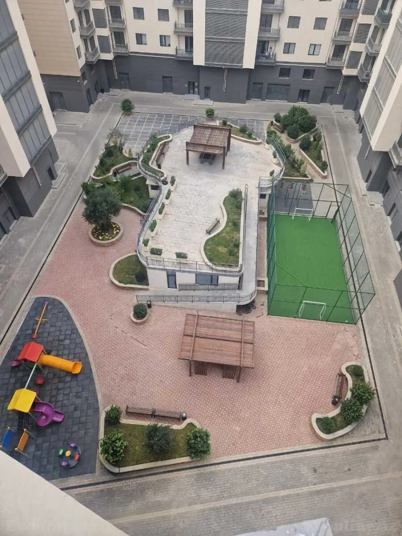 Satılır 4 otaqlı Mənzil Yeni tikili 130 m² Xətai r. - şəkil 2