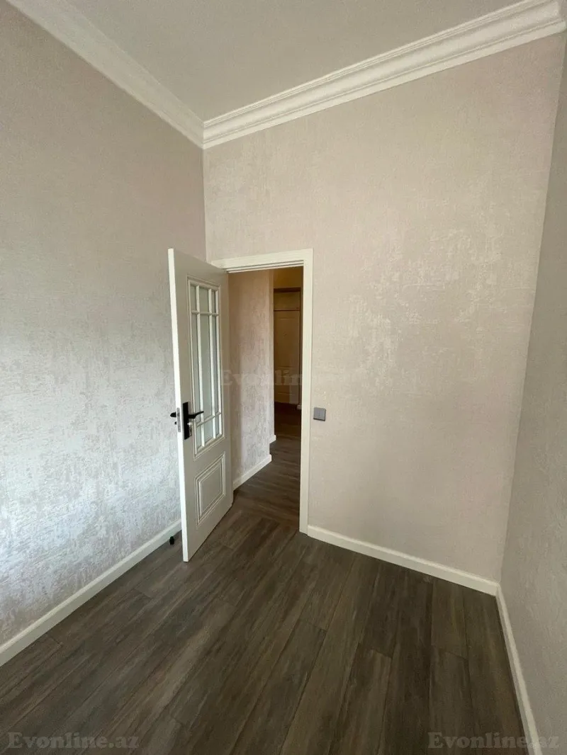 Satılır 3 otaqlı Mənzil Yeni tikili 110 m² İnşaatçılar m. - şəkil 3