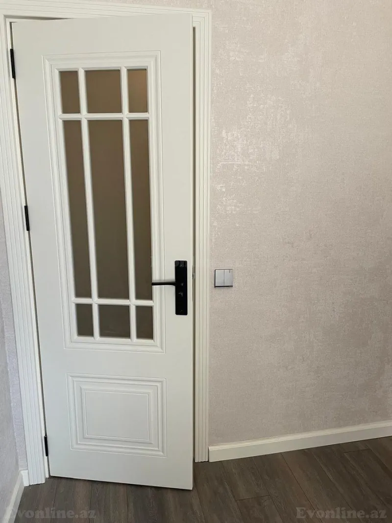 Satılır 3 otaqlı Mənzil Yeni tikili 110 m² İnşaatçılar m. - şəkil 10