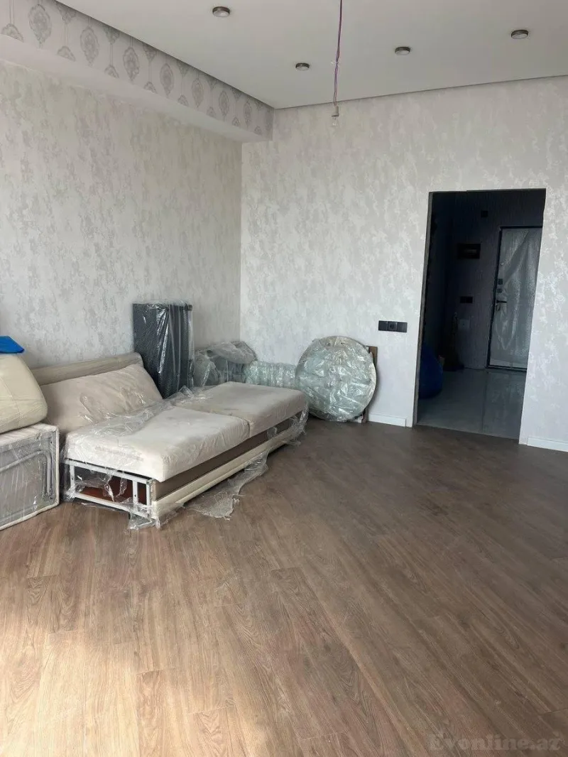 Satılır 3 otaqlı Mənzil Yeni tikili 90 m² Qaraçuxur