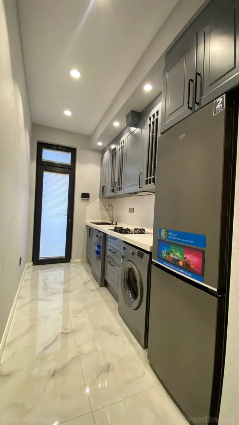 Kirayə verilir 2 otaqlı Mənzil Yeni tikili 70 m² İnşaatçılar m. - şəkil 12