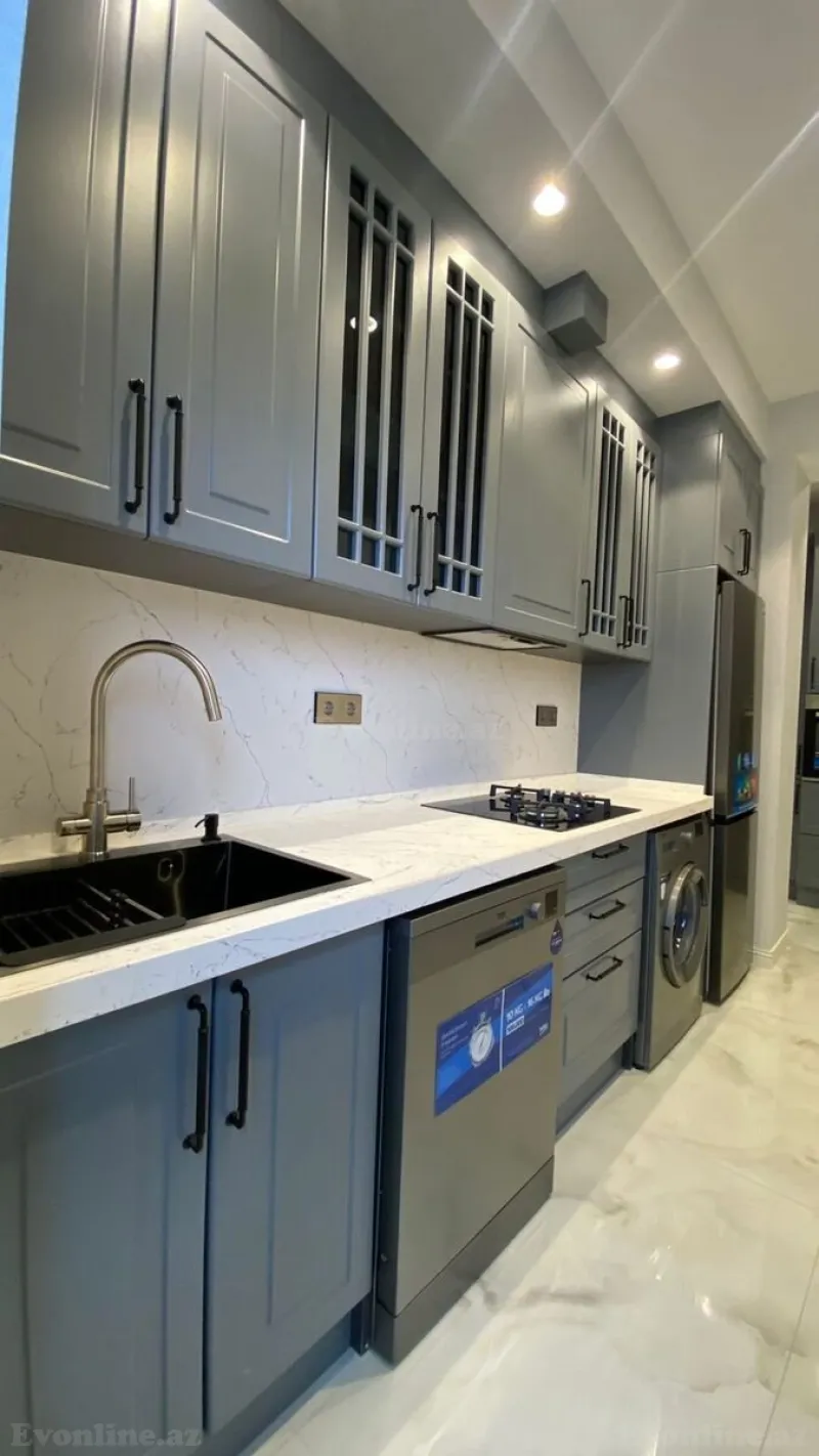 Kirayə verilir 2 otaqlı Mənzil Yeni tikili 70 m² İnşaatçılar m. - şəkil 15