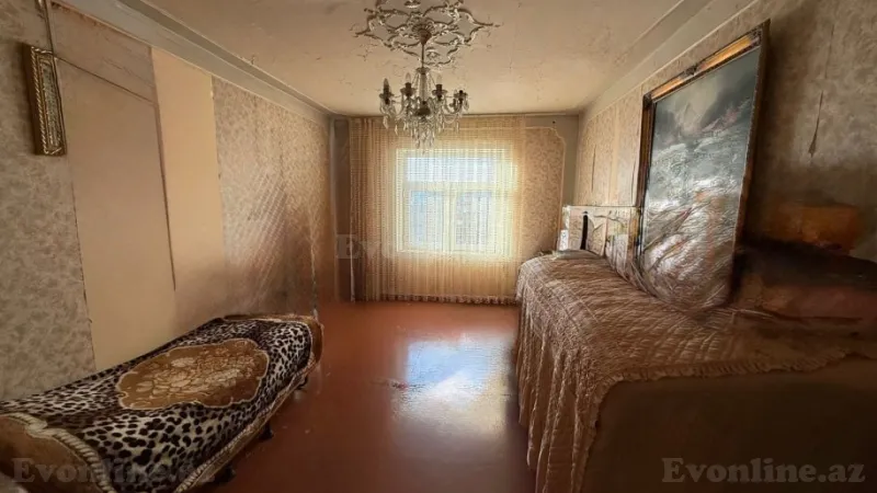 Satılır 4 otaqlı Mənzil Köhnə tikili 110 m² 9-cu mikrorayon