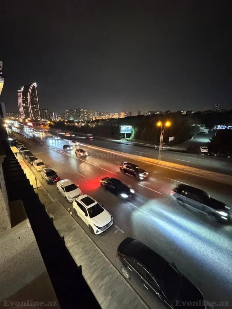 Satılır 4 otaqlı Mənzil Yeni tikili 190 m² Xətai m. - şəkil 9