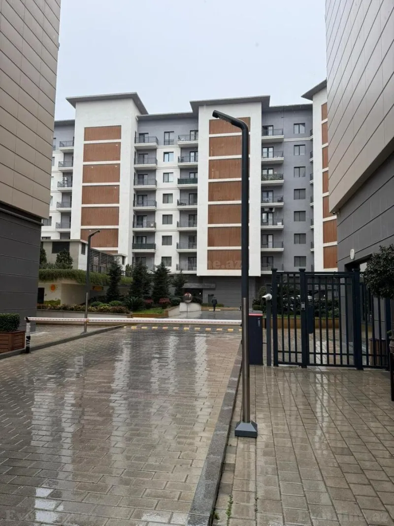 Satılır 4 otaqlı Mənzil Yeni tikili 141 m² Xətai r. - şəkil 2