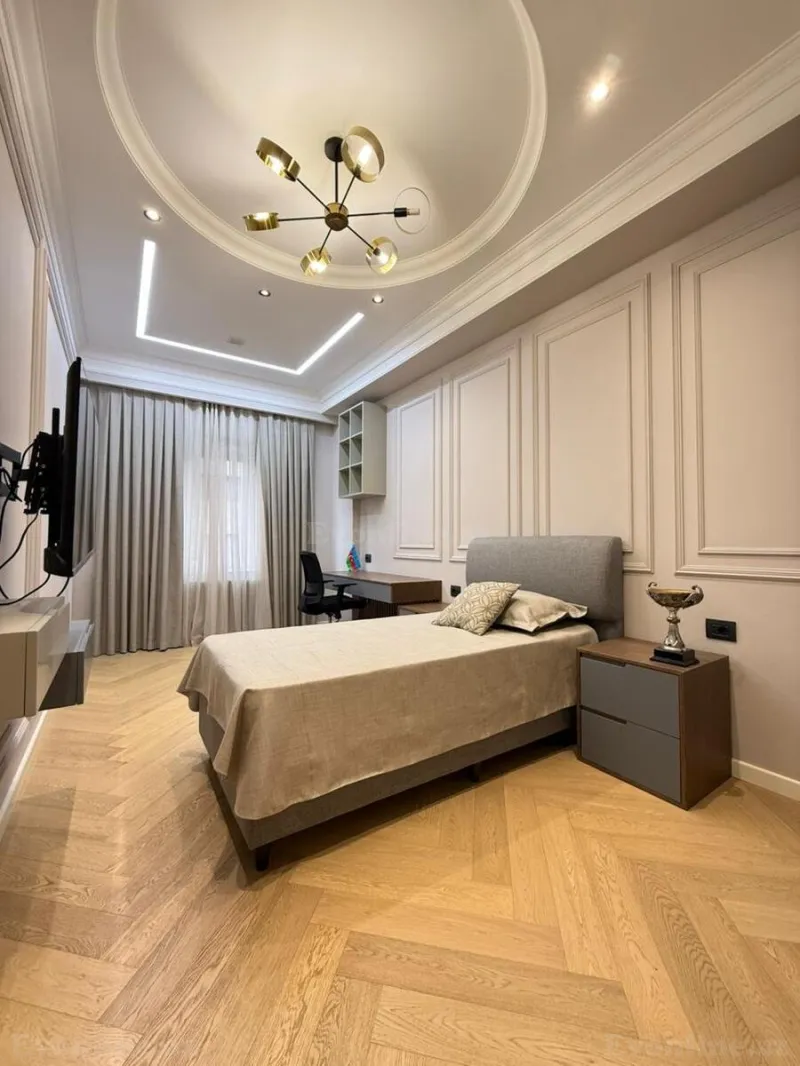 Satılır 4 otaqlı Mənzil Yeni tikili 141 m² Xətai r. - şəkil 9