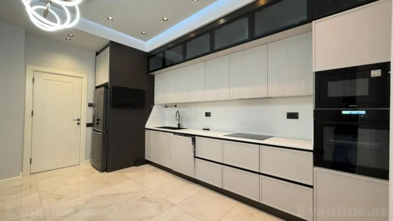 Satılır 4 otaqlı Mənzil Yeni tikili 141 m² Xətai r. - şəkil 12