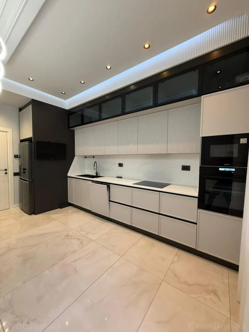 Satılır 4 otaqlı Mənzil Yeni tikili 141 m² Xətai r. - şəkil 13