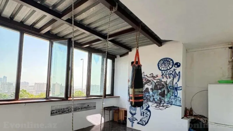 Kirayə verilir 3 otaqlı Mənzil Yeni tikili 150 m² Nizami m.