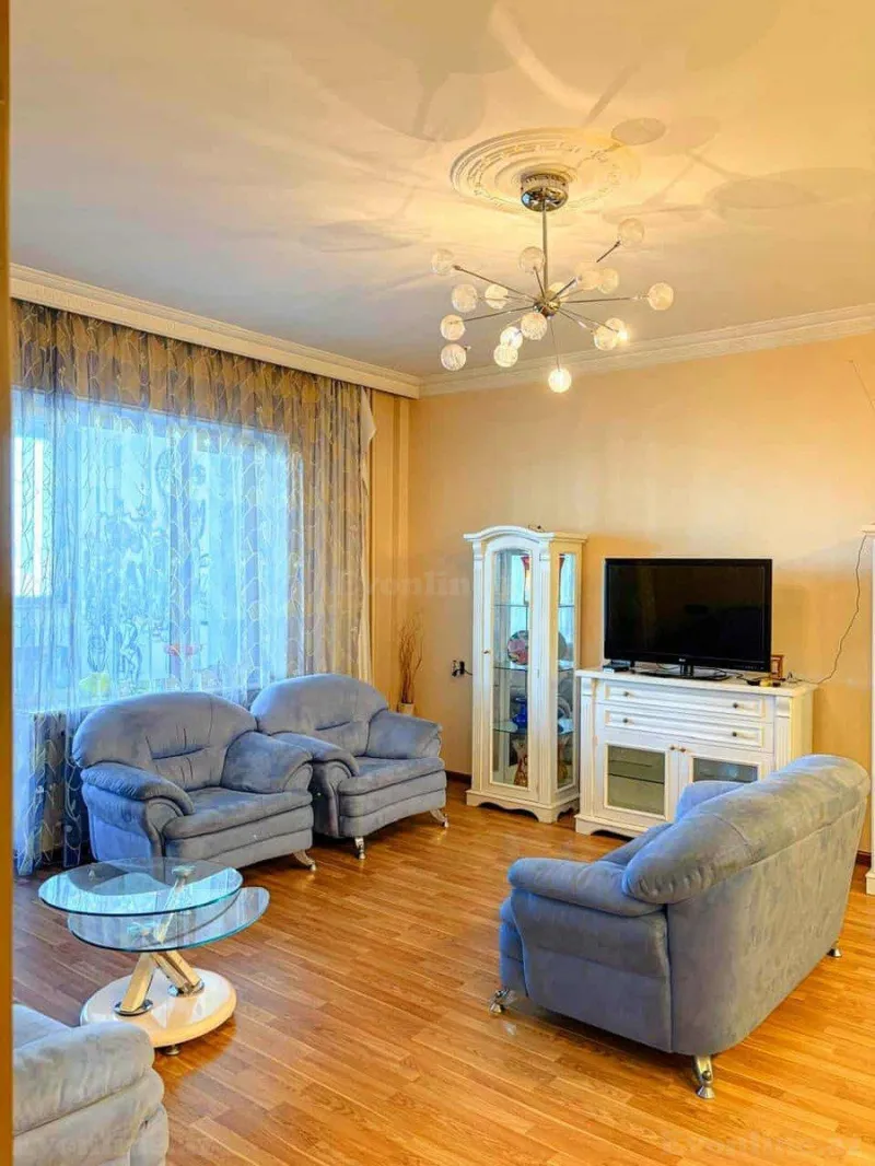 Kirayə verilir 3 otaqlı Mənzil Yeni tikili 150 m² Nizami m. - şəkil 9