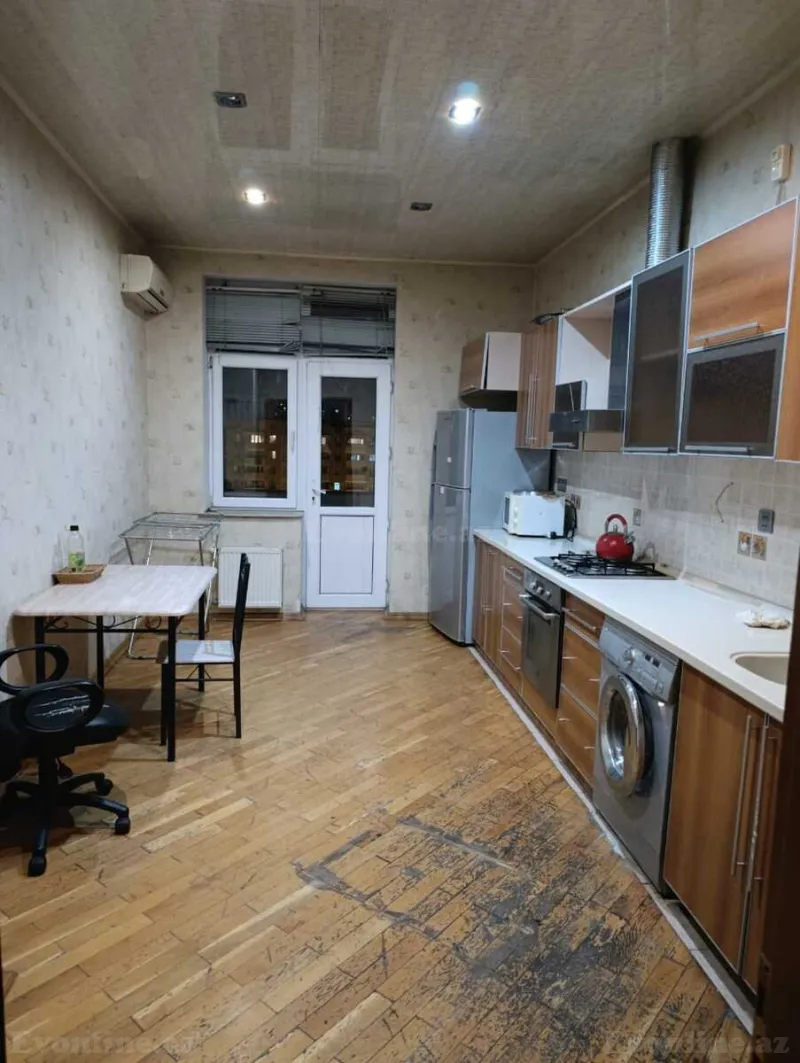 Kirayə verilir 3 otaqlı Mənzil Yeni tikili 130 m² Elmlər Akademiyası m. - şəkil 15